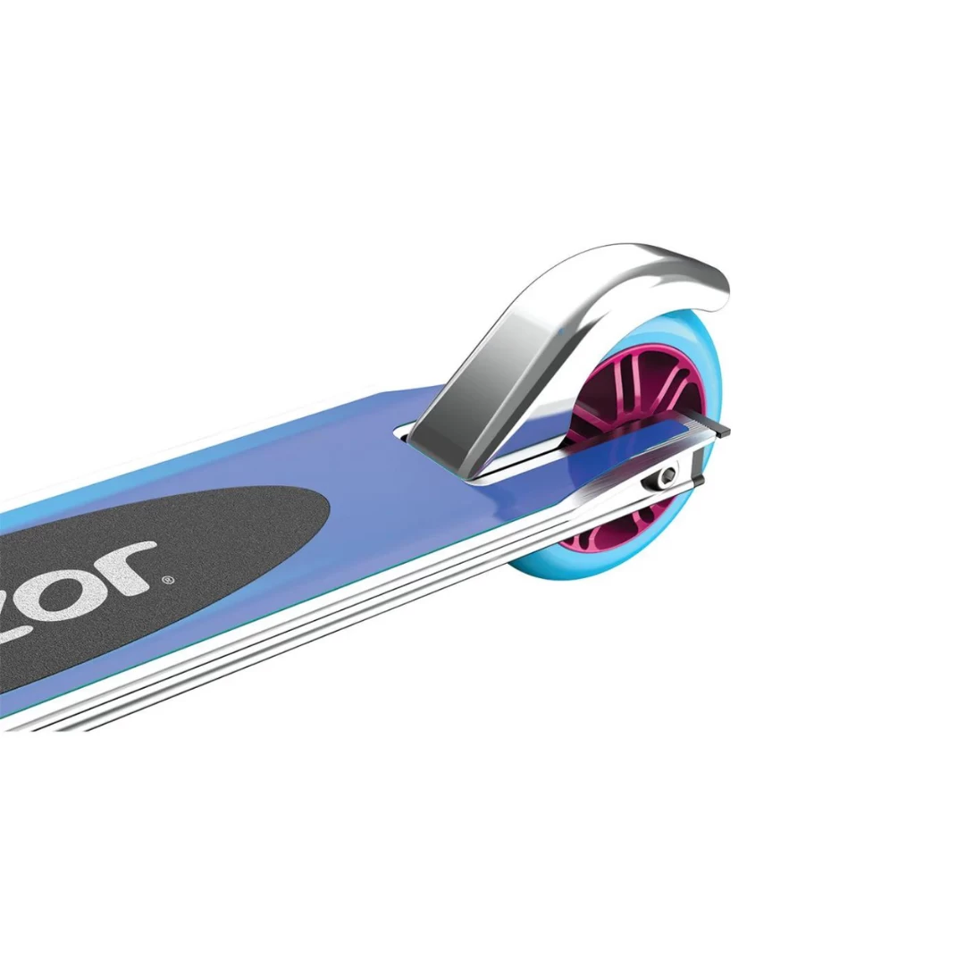 Razor A Special Edition - Image 17