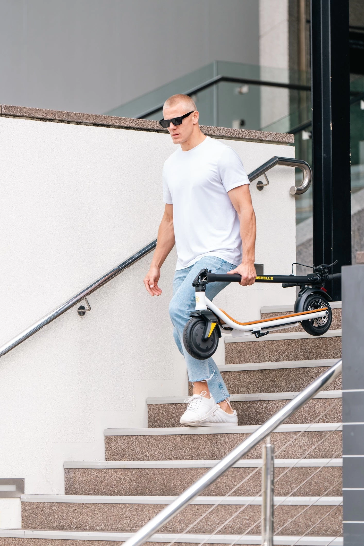 Benelle C40 Electric Scooter - Image 15