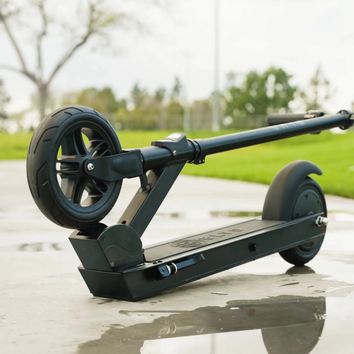 BLVD Forge Electric Scooter - Image 18