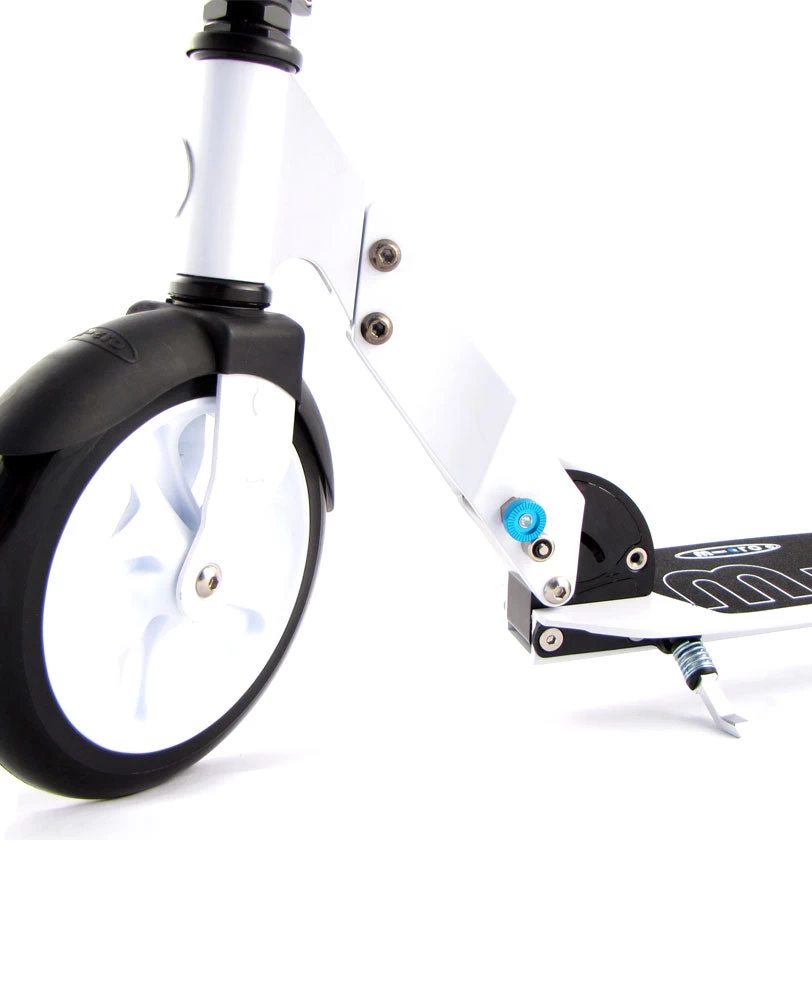 Micro Classic Adult Scooter - Image 9